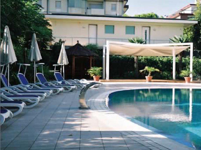 Hotel Helios Lido di Jesolo Zewnętrze zdjęcie