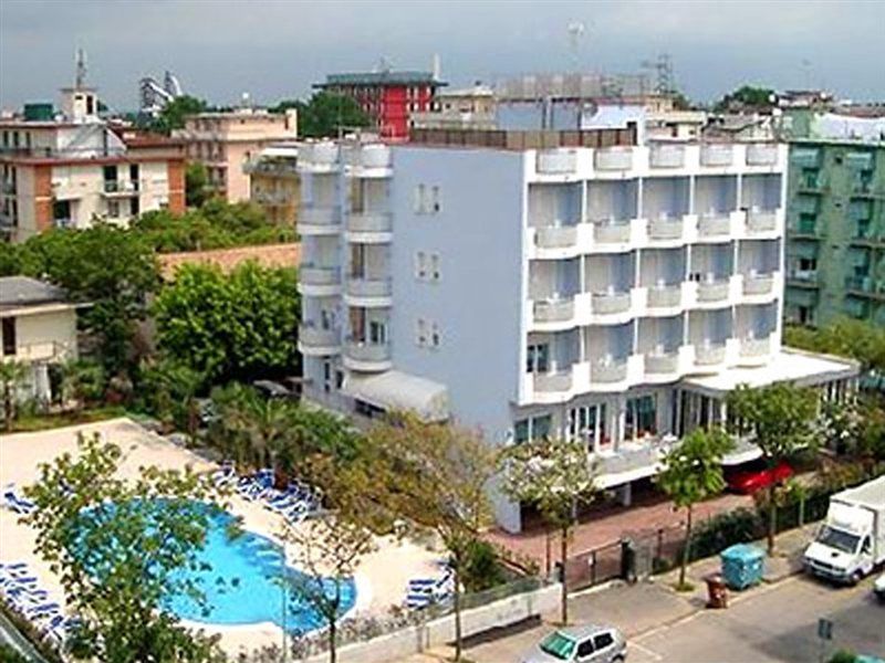 Hotel Helios Lido di Jesolo Zewnętrze zdjęcie