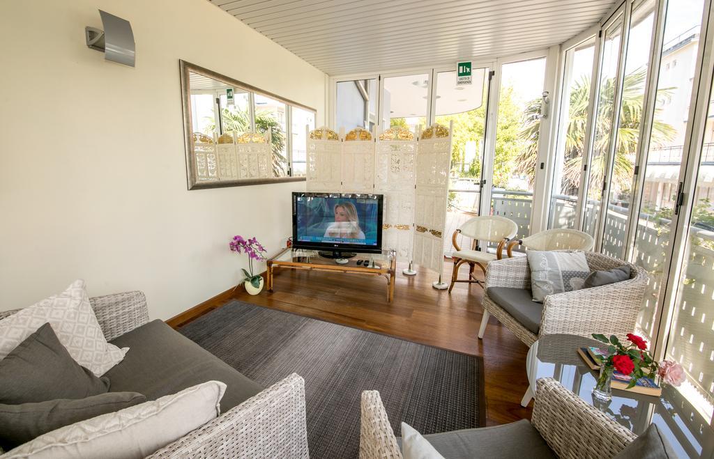 Hotel Helios Lido di Jesolo Zewnętrze zdjęcie