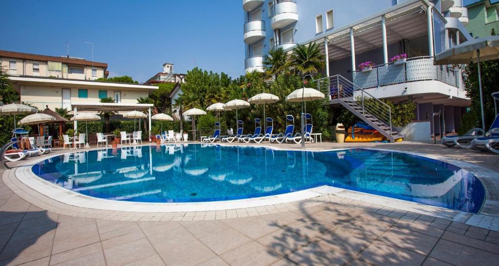 Hotel Helios Lido di Jesolo Zewnętrze zdjęcie