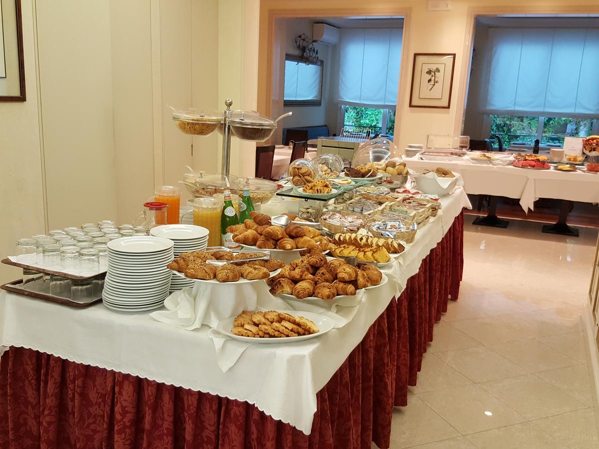 Hotel Helios Lido di Jesolo Zewnętrze zdjęcie